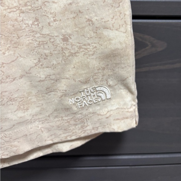 The North Face Shorts - Picture 2 of 5